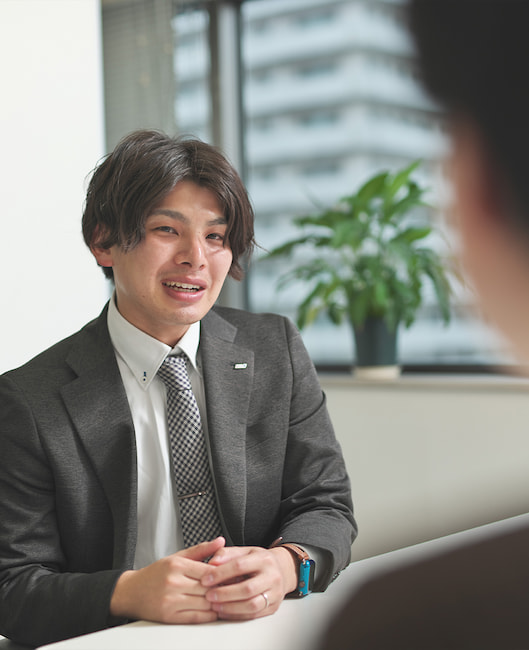 始まりは空港係員からの相談。<br>出発時刻が迫り、焦るお客様…。